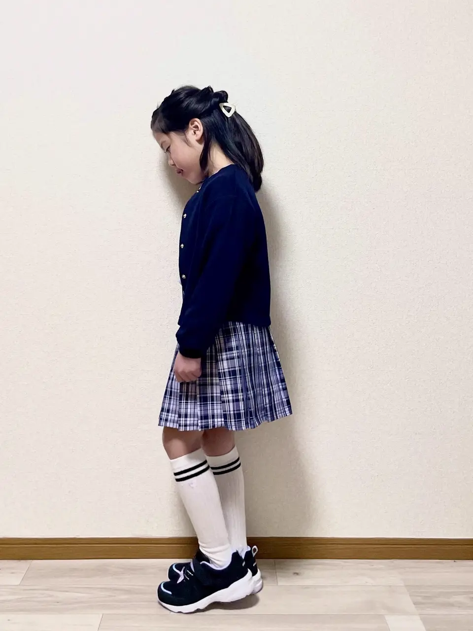 ANY MIKA コーディネート画像