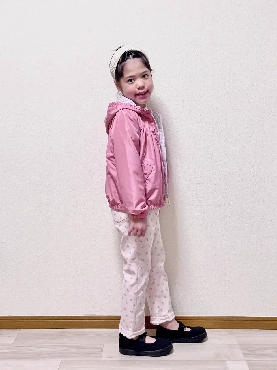 ANY MIKA コーディネート画像