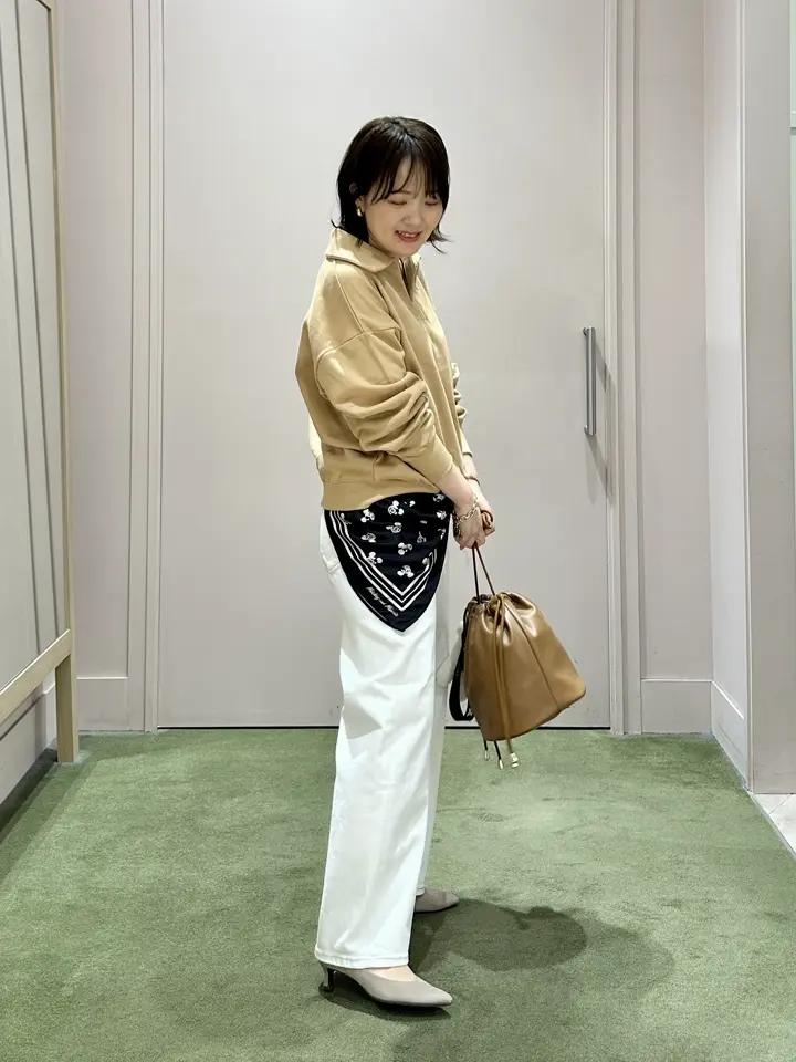 ANY フジコ コーディネート画像