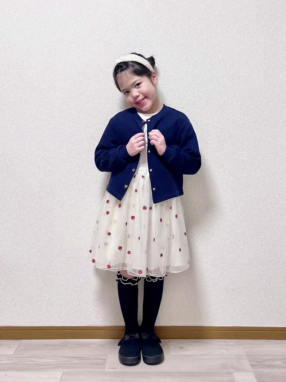  MIKA コーディネート画像