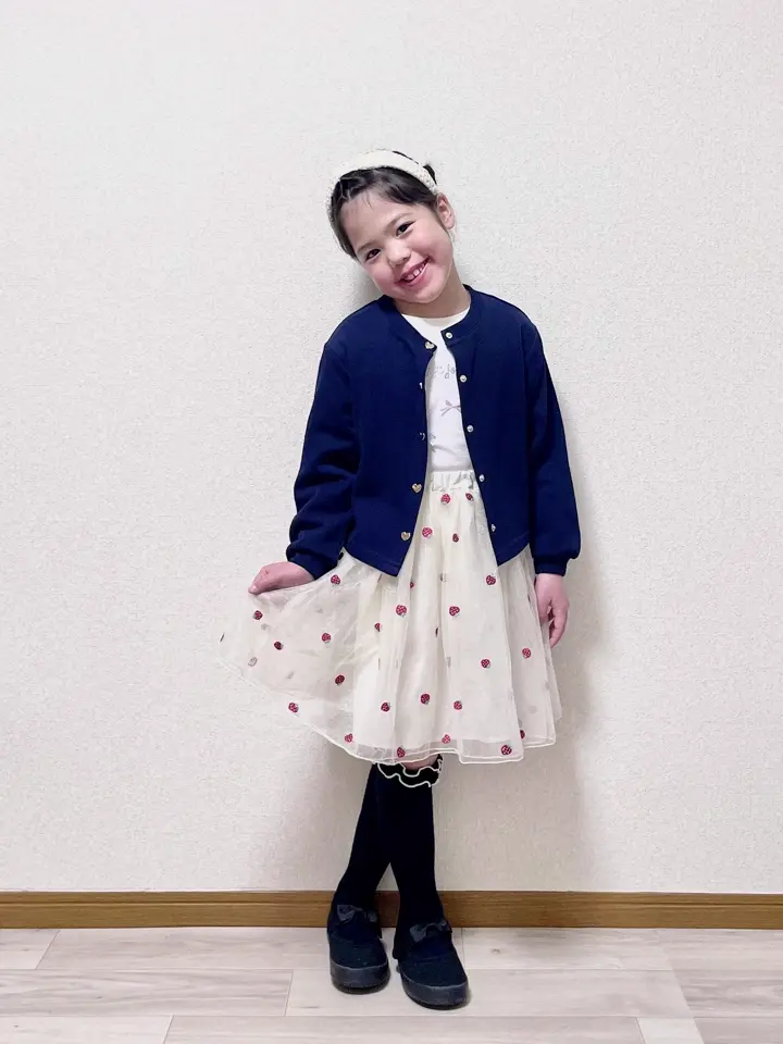 ANY MIKA コーディネート画像