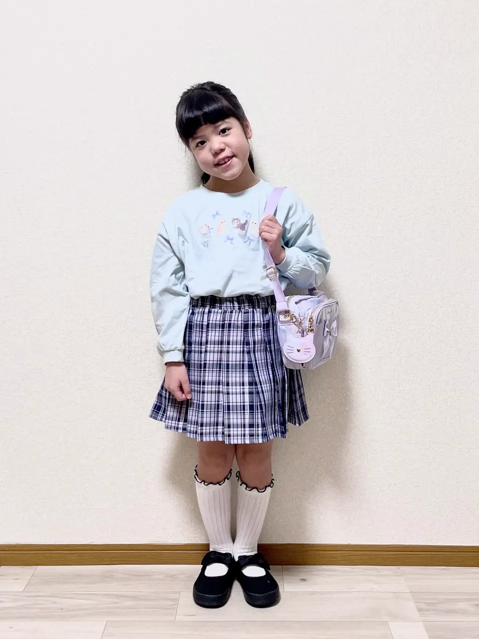 ANY MIKA コーディネート画像