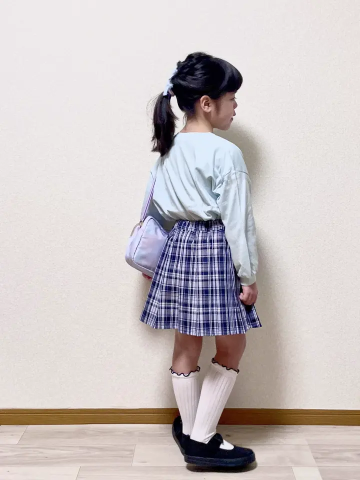 ANY MIKA コーディネート画像