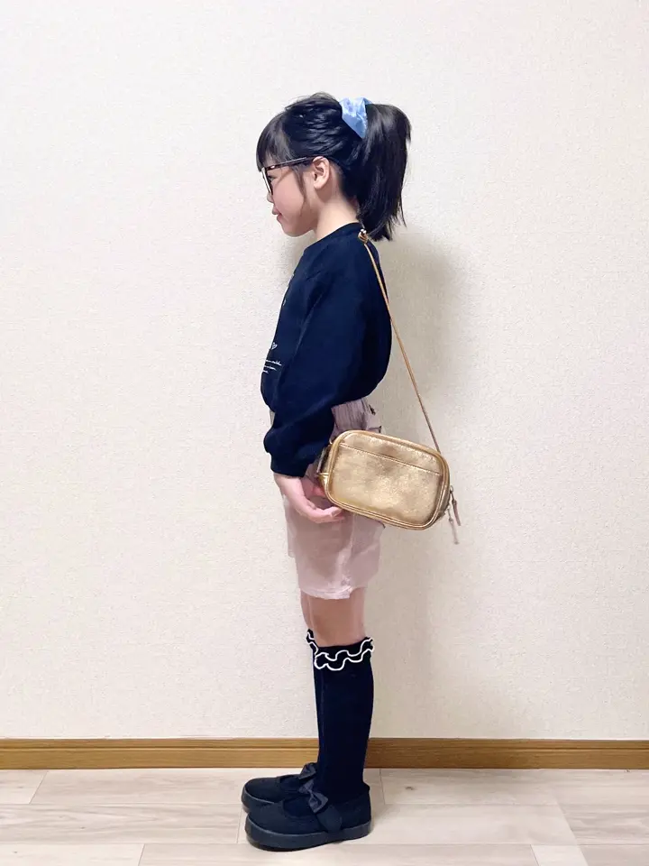 ANY MIKA コーディネート画像