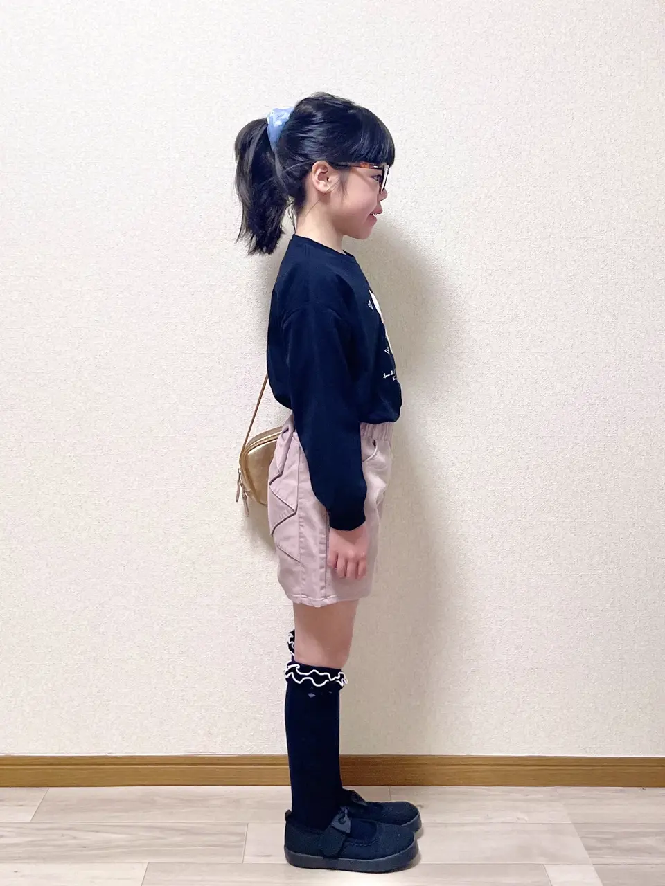 ANY MIKA コーディネート画像