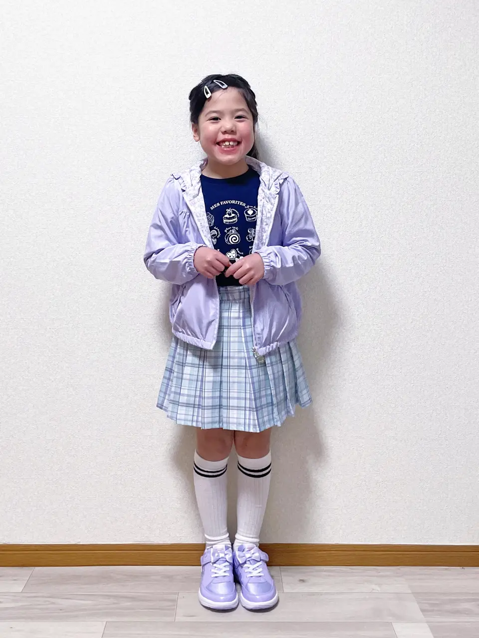  MIKA コーディネート画像