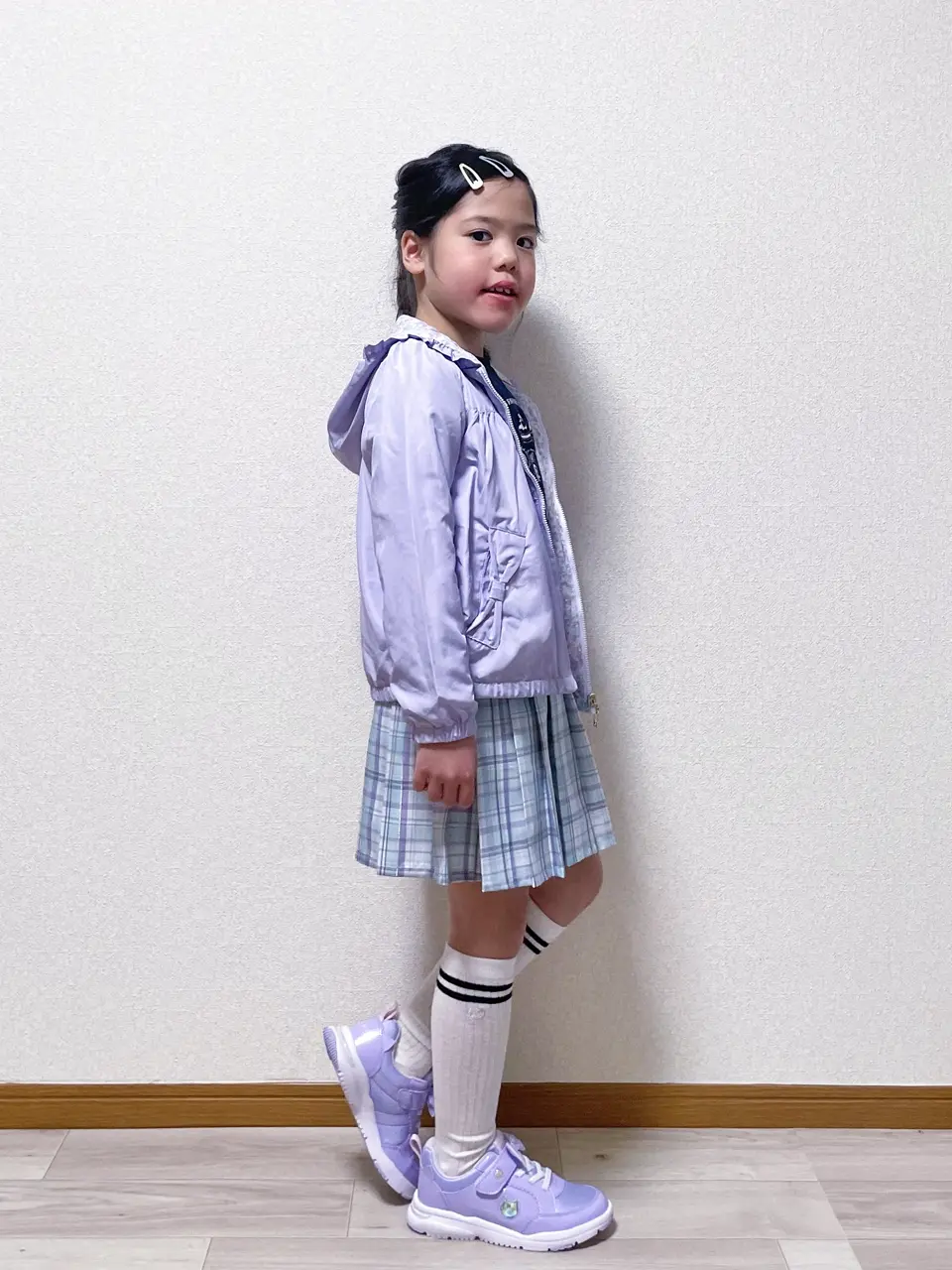 ANY MIKA コーディネート画像