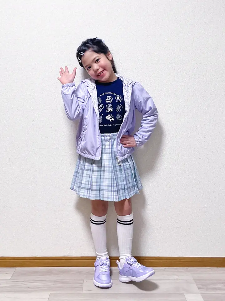 ANY MIKA コーディネート画像