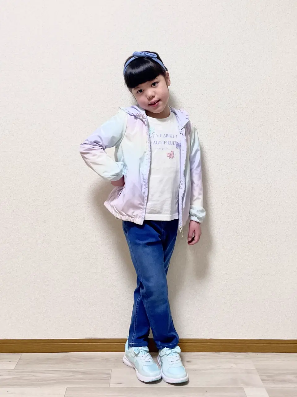 ANY MIKA コーディネート画像