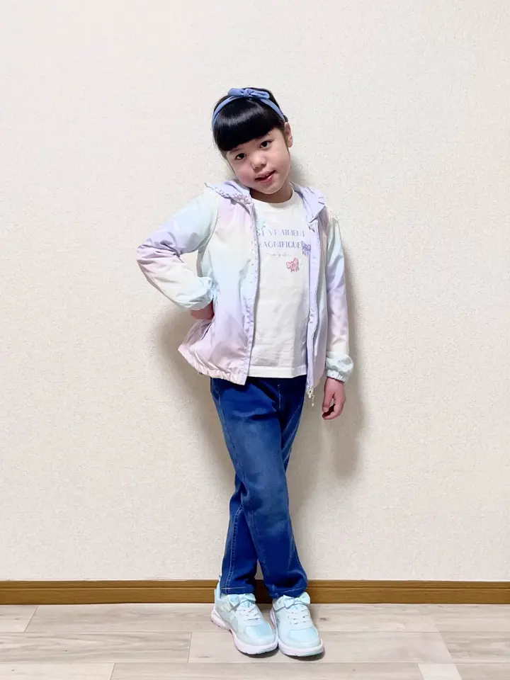 ANY MIKA コーディネート画像