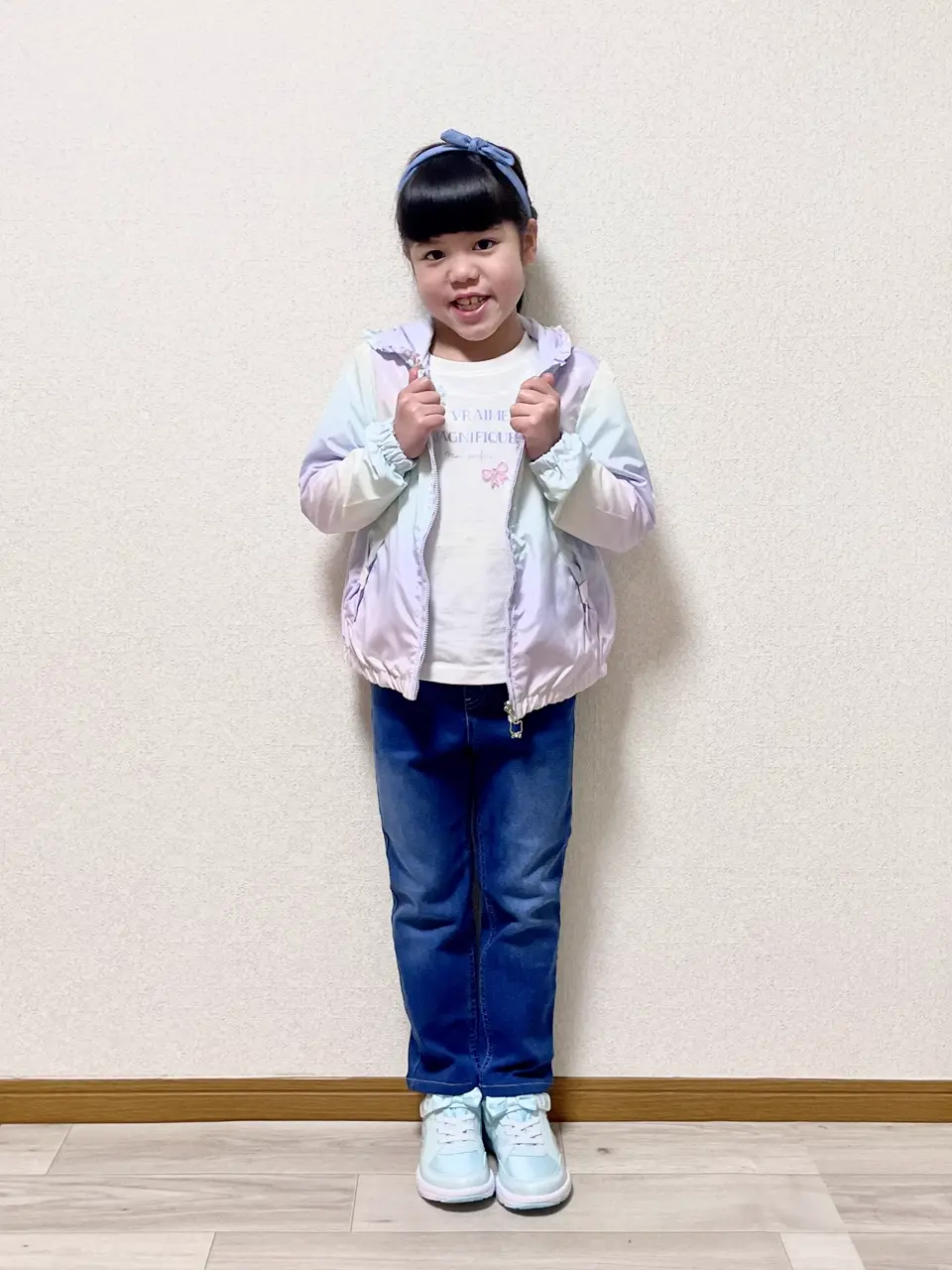 ANY MIKA コーディネート画像