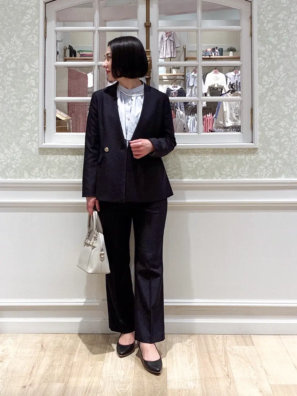 ANY SIS MIKA コーディネート画像