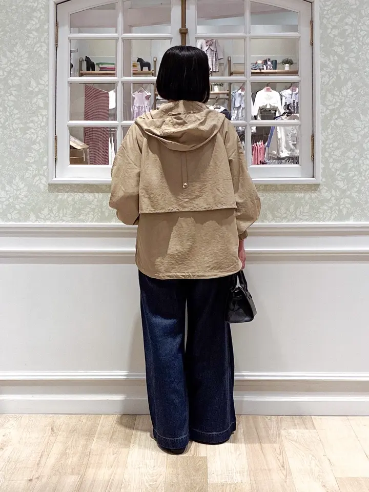 ANY MIKA コーディネート画像