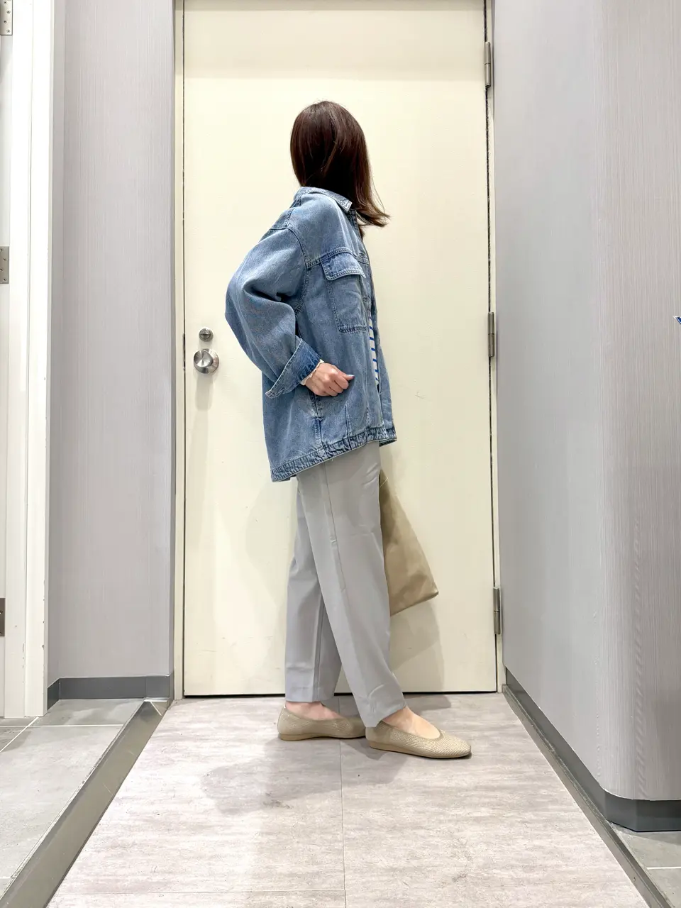 ANY 金井 コーディネート画像