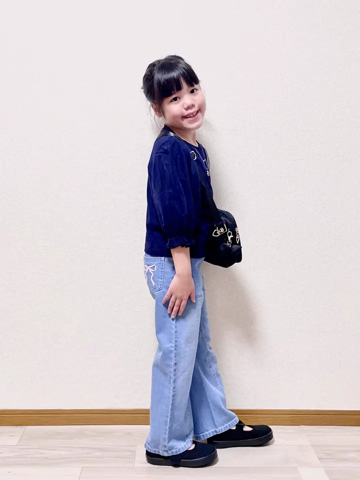 ANY MIKA コーディネート画像