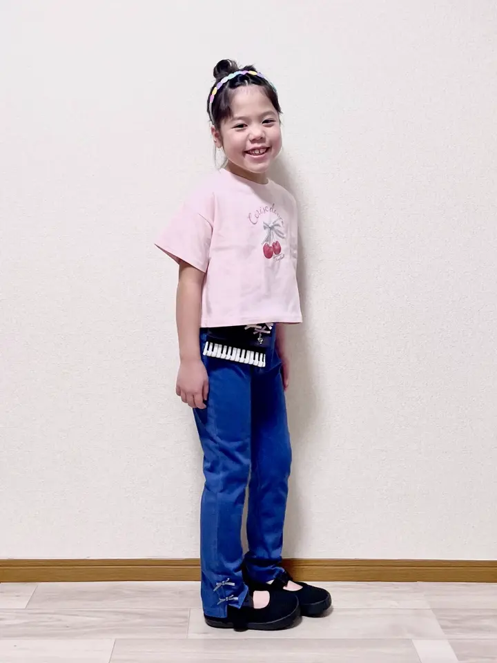 ANY MIKA コーディネート画像