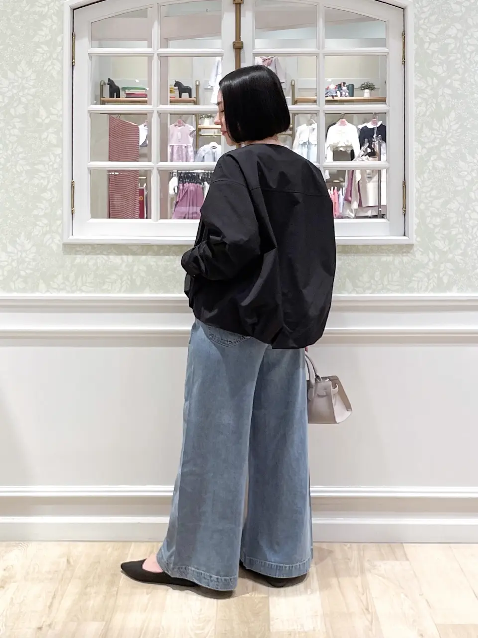 ANY MIKA コーディネート画像