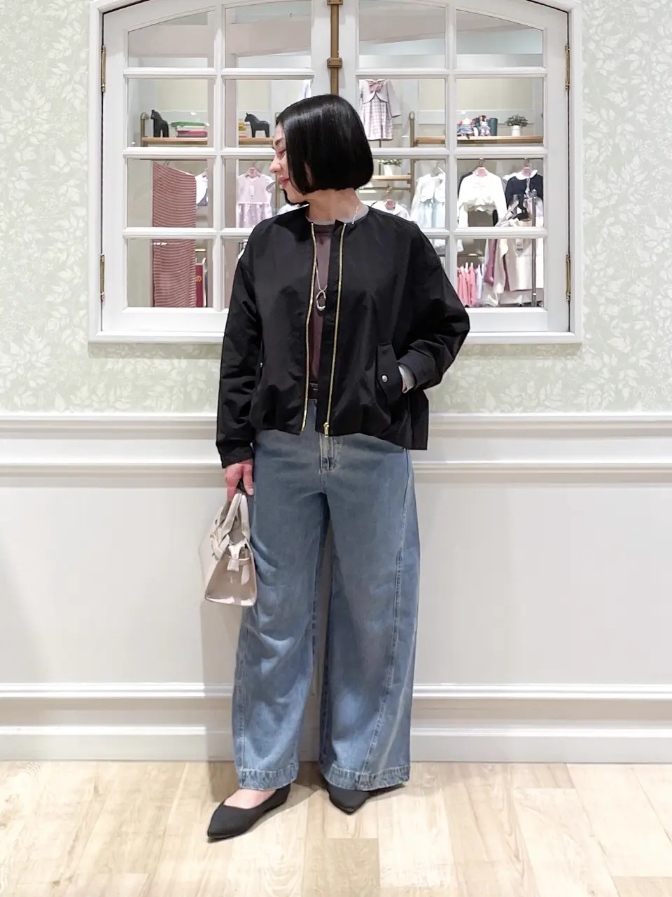 ANY MIKA コーディネート画像