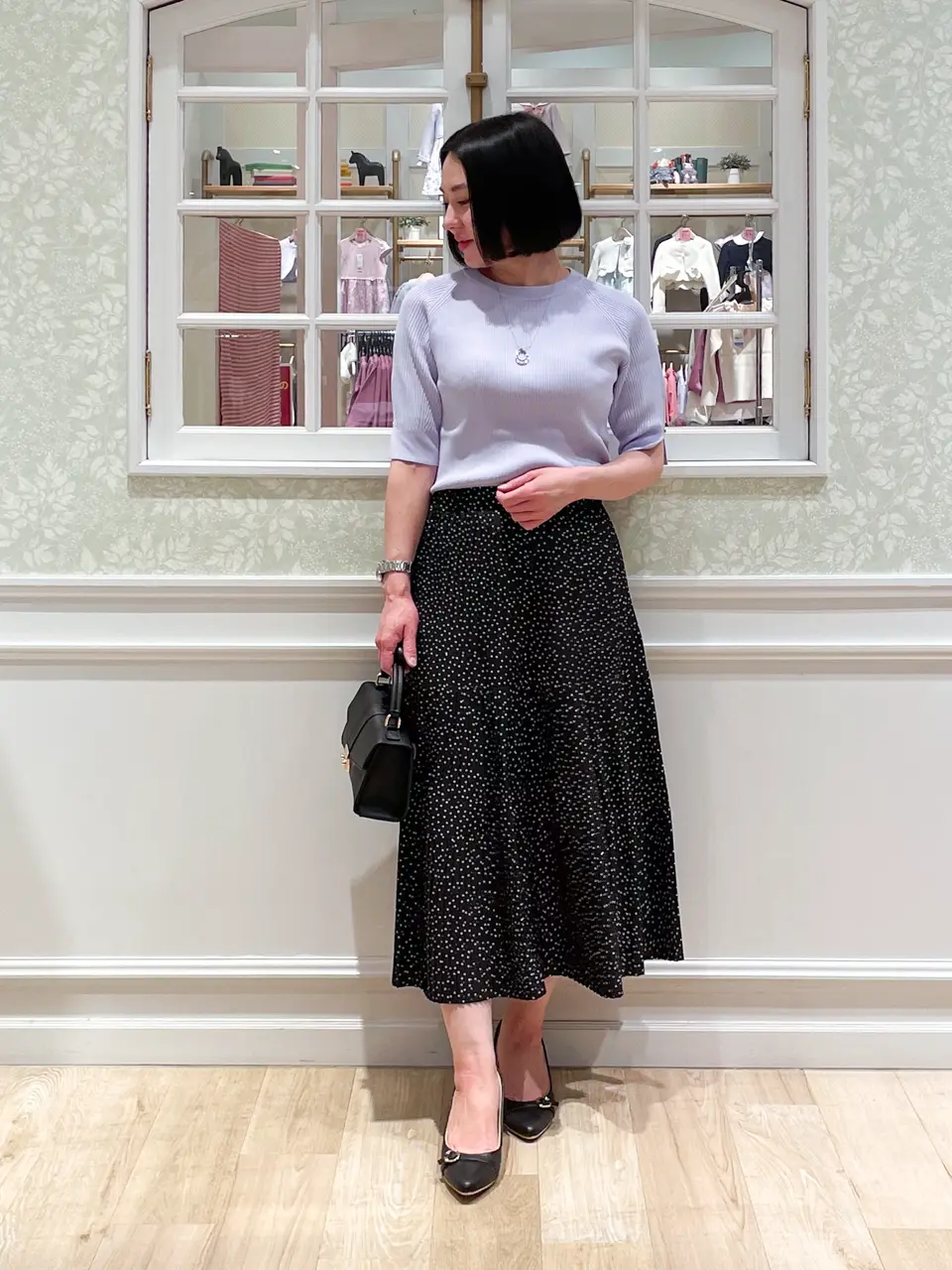  MIKA コーディネート画像