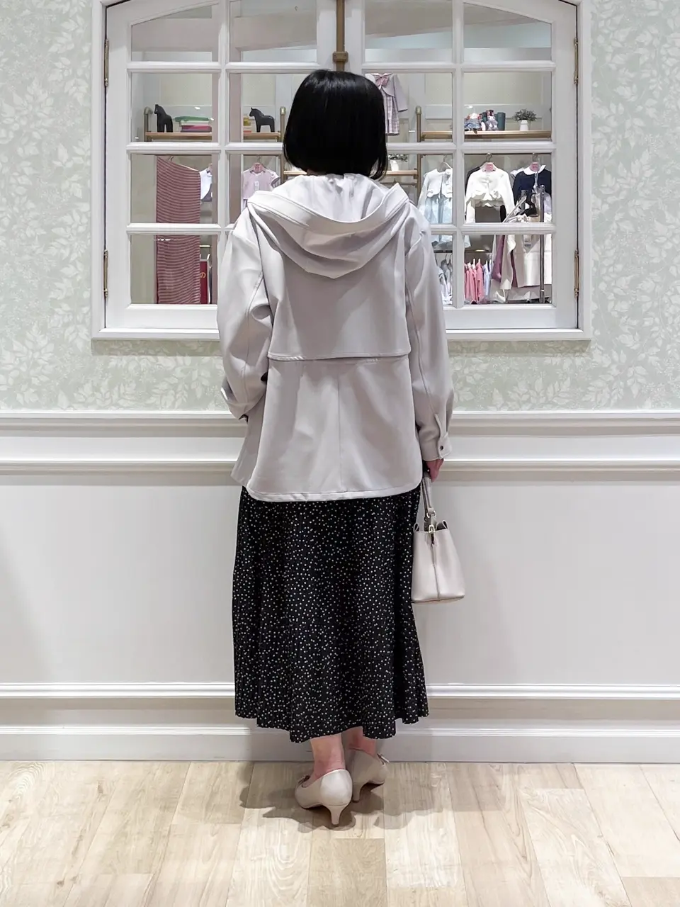 ANY SIS MIKA コーディネート画像