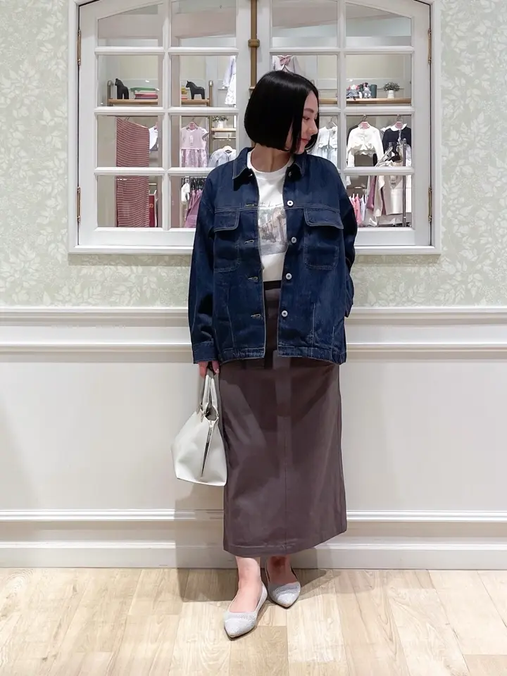 ANY MIKA コーディネート画像