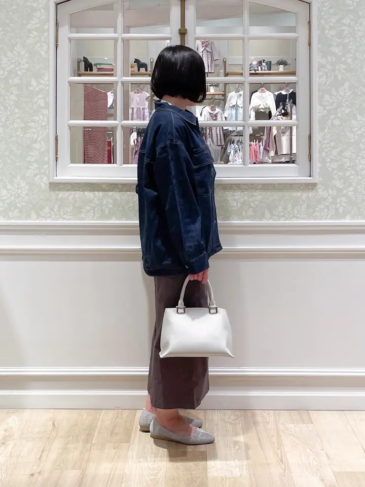 ANY MIKA コーディネート画像