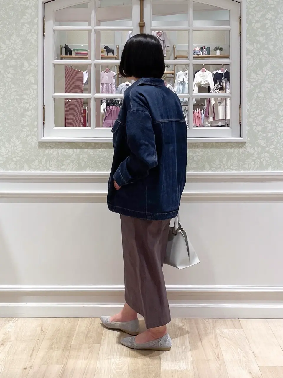 ANY MIKA コーディネート画像