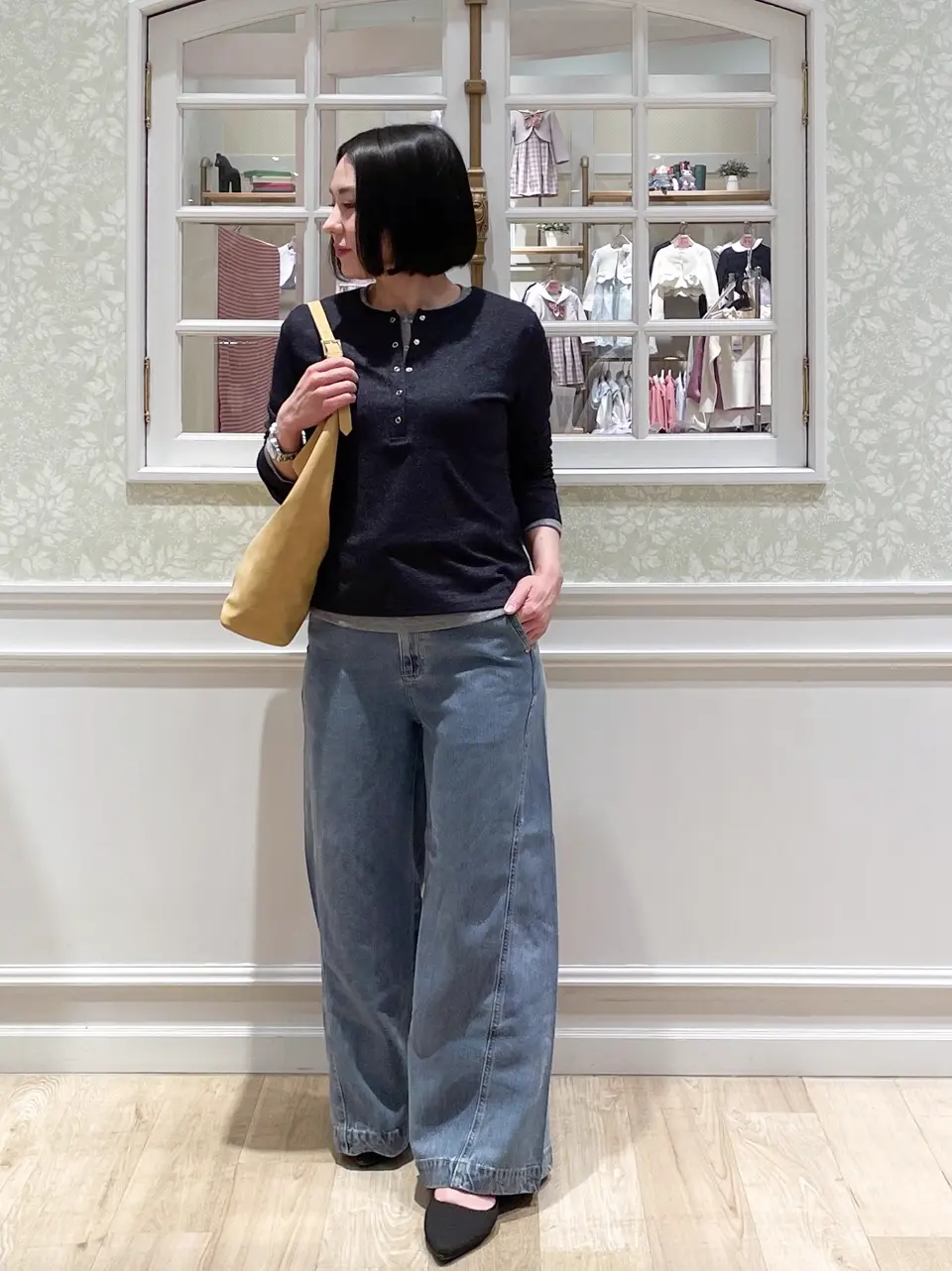  MIKA コーディネート画像