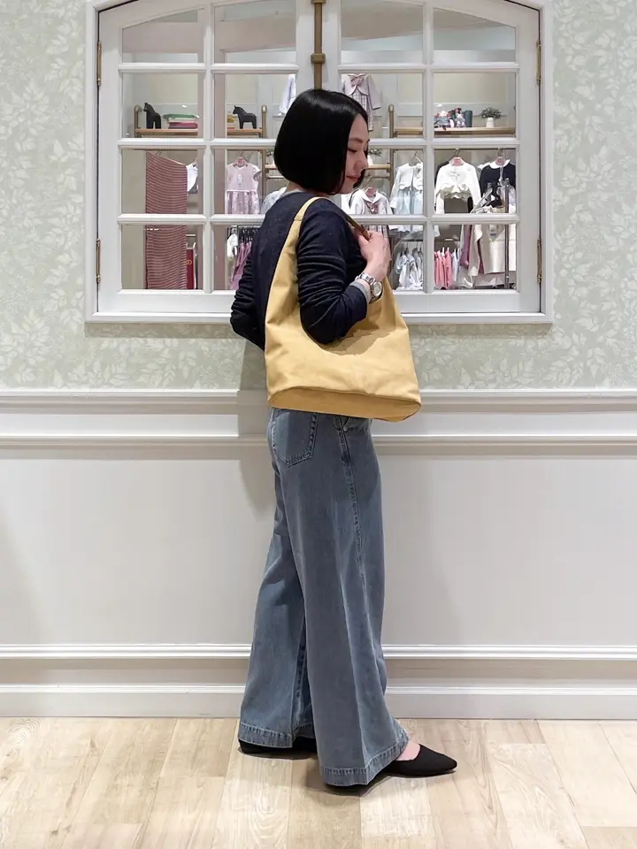 ANY MIKA コーディネート画像