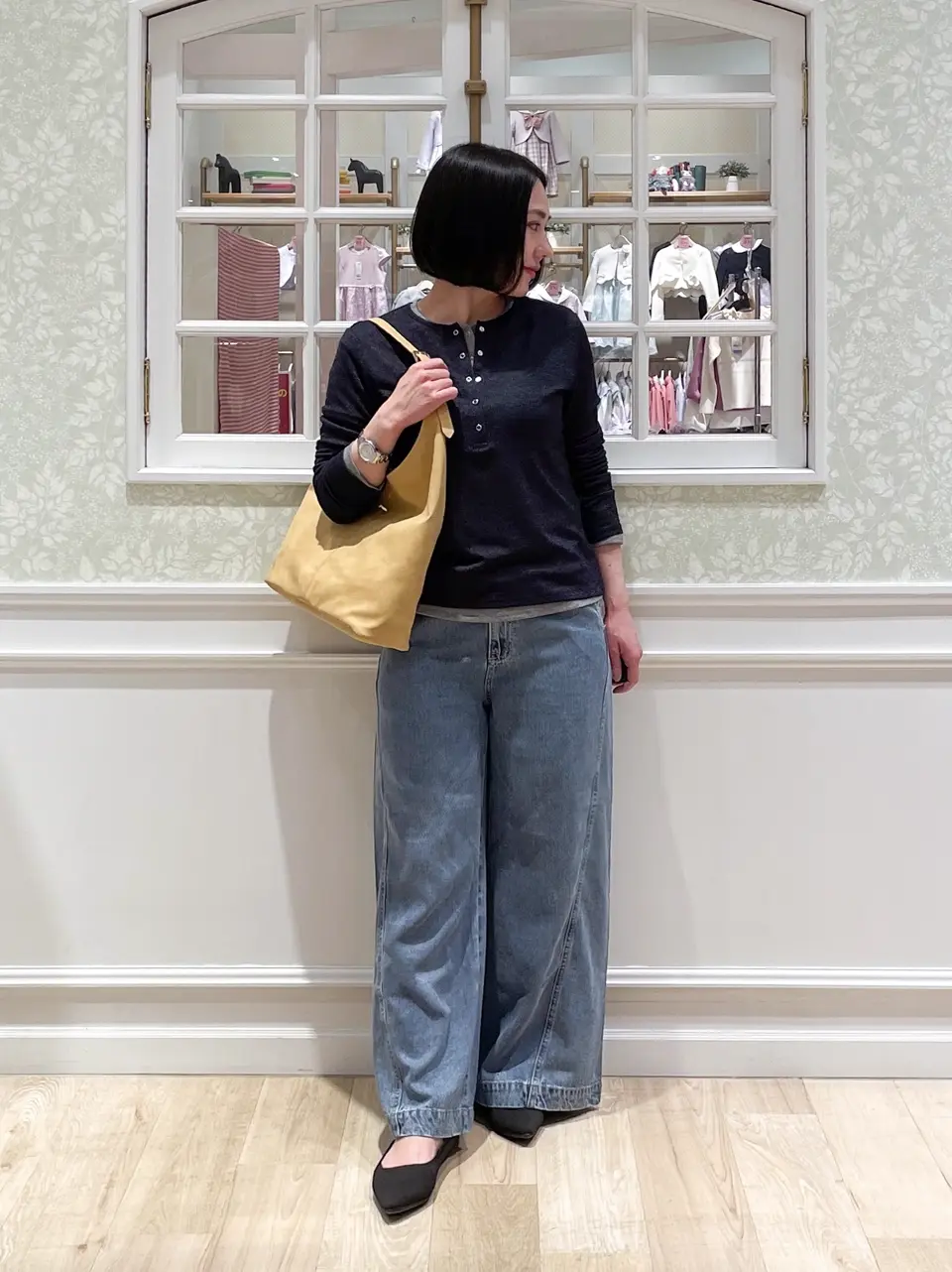 ANY MIKA コーディネート画像