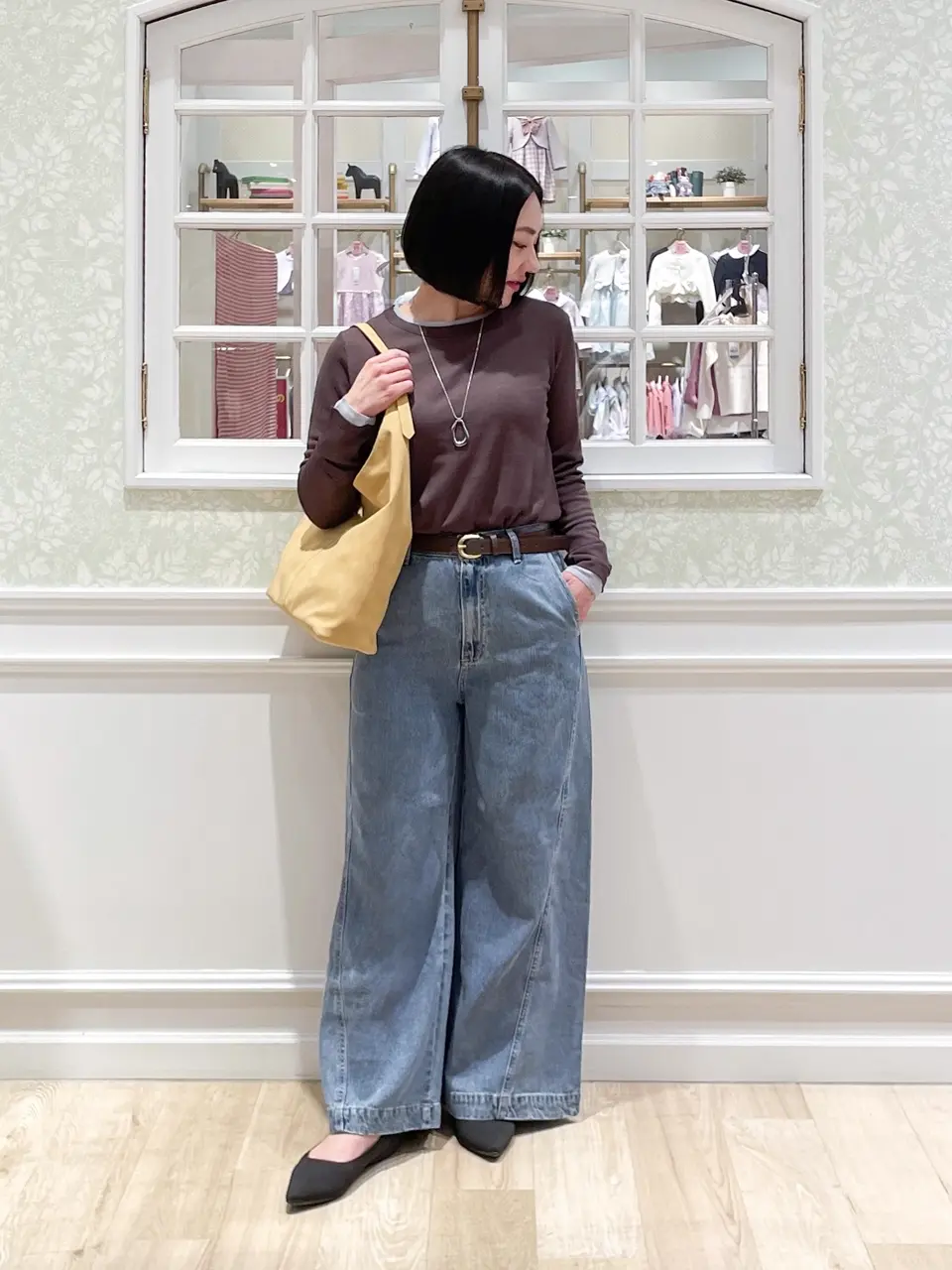  MIKA コーディネート画像