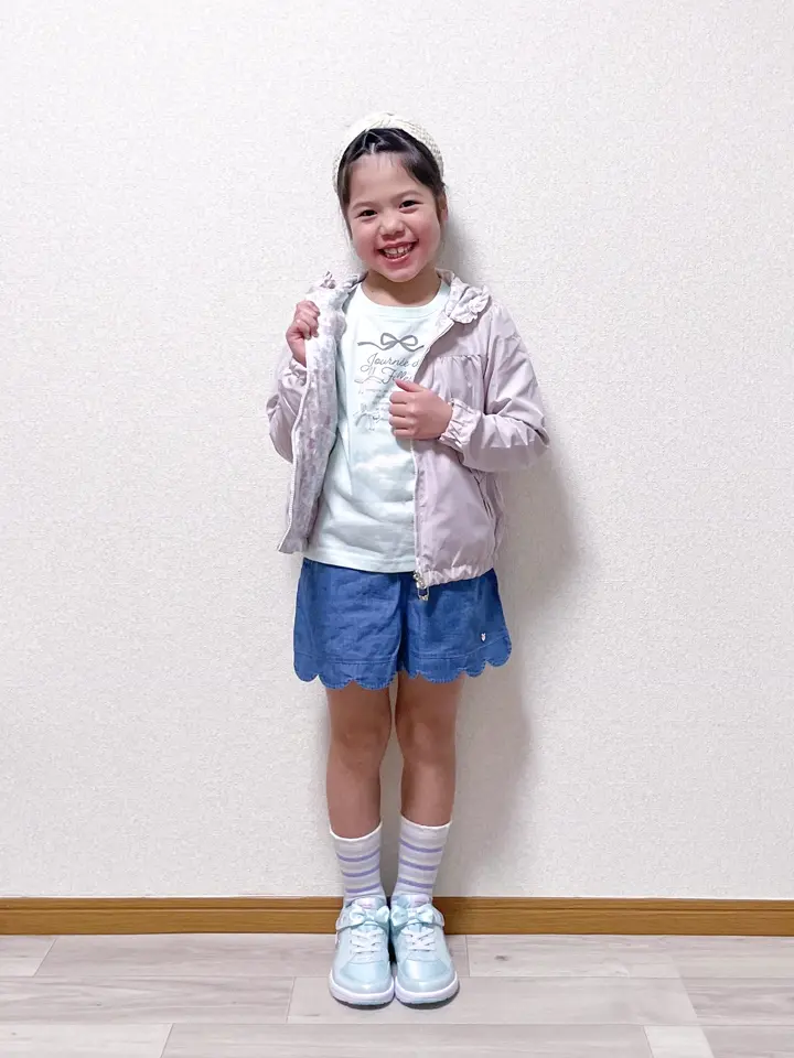 ANY MIKA コーディネート画像