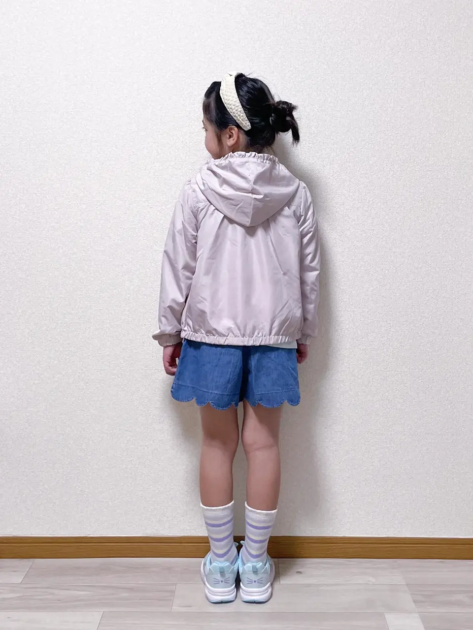 ANY MIKA コーディネート画像