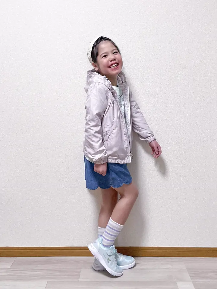 ANY MIKA コーディネート画像