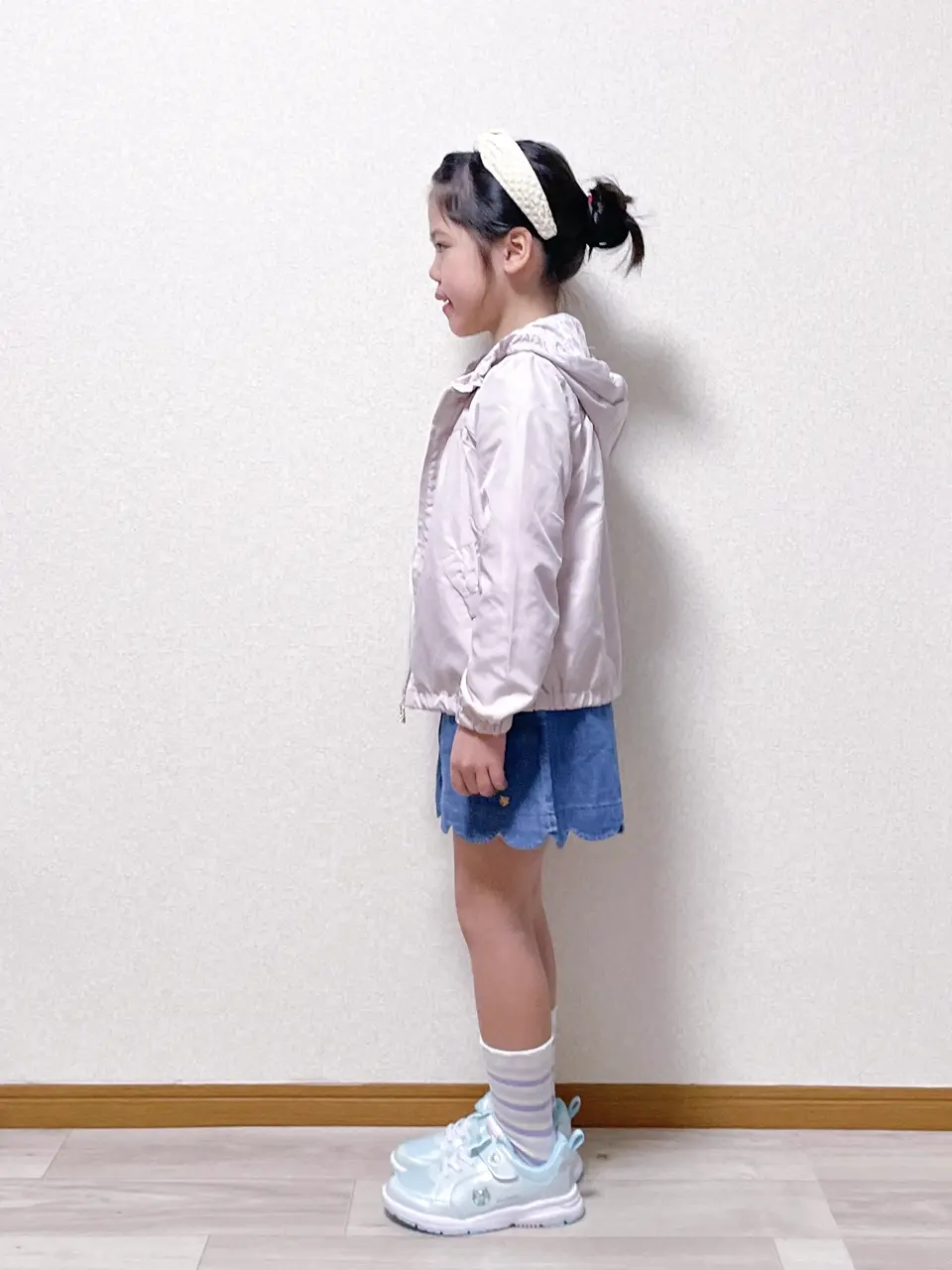 ANY MIKA コーディネート画像