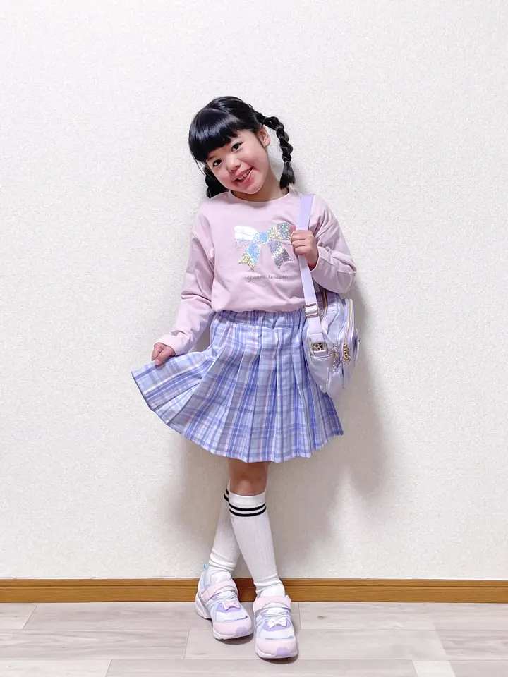 ANY MIKA コーディネート画像