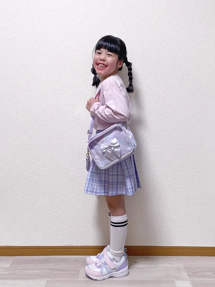 ANY MIKA コーディネート画像