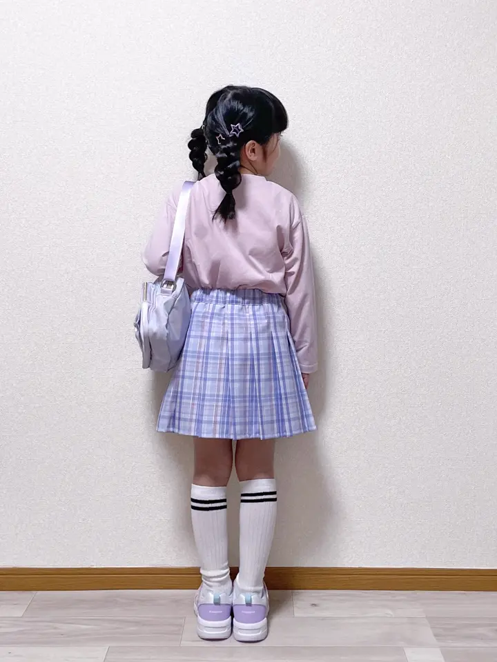 ANY MIKA コーディネート画像