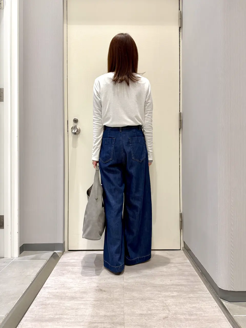 ANY 金井 コーディネート画像