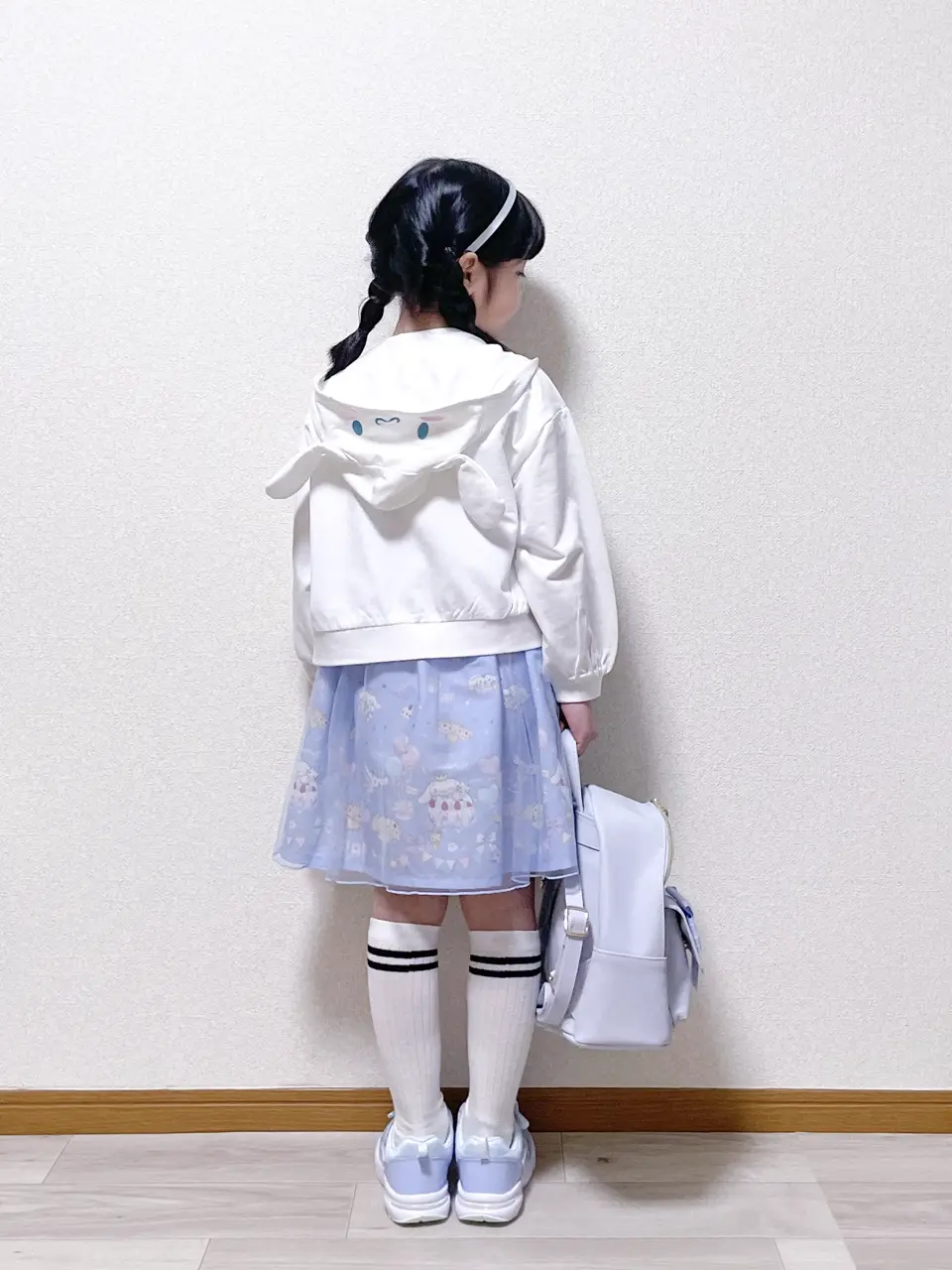 ANY MIKA コーディネート画像