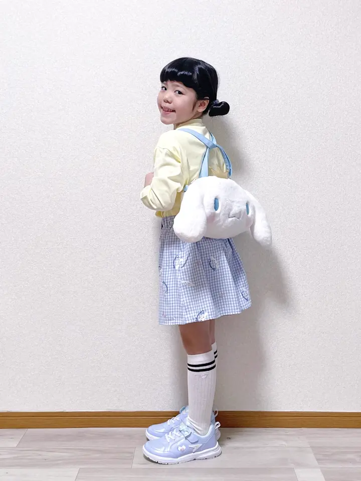 ANY MIKA コーディネート画像