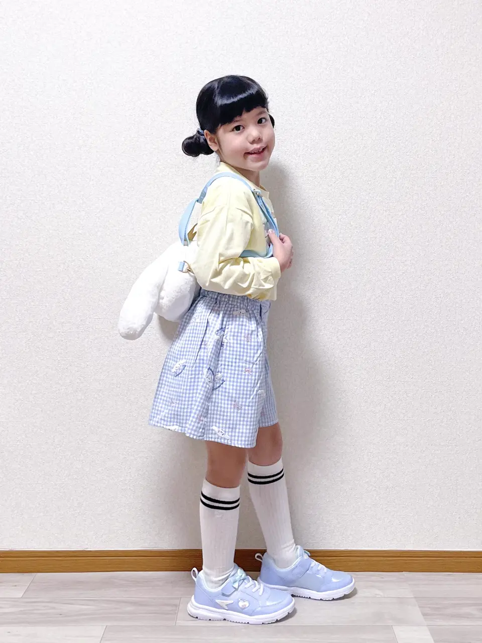 ANY MIKA コーディネート画像