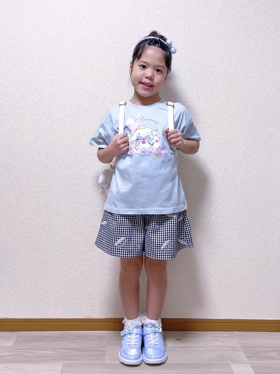  MIKA コーディネート画像