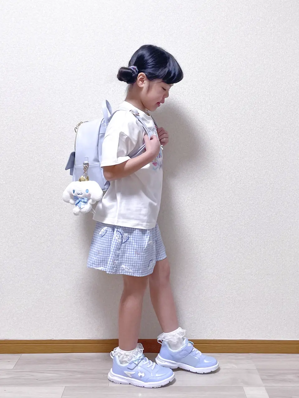 ANY MIKA コーディネート画像