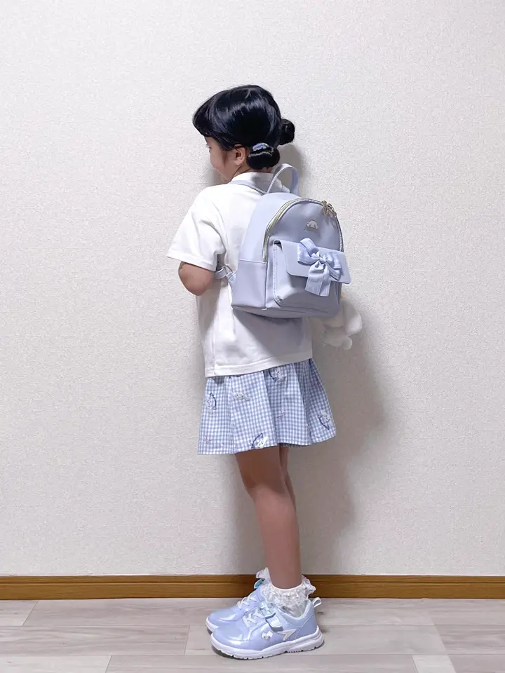 ANY MIKA コーディネート画像