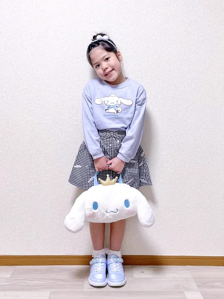 ANY MIKA コーディネート画像