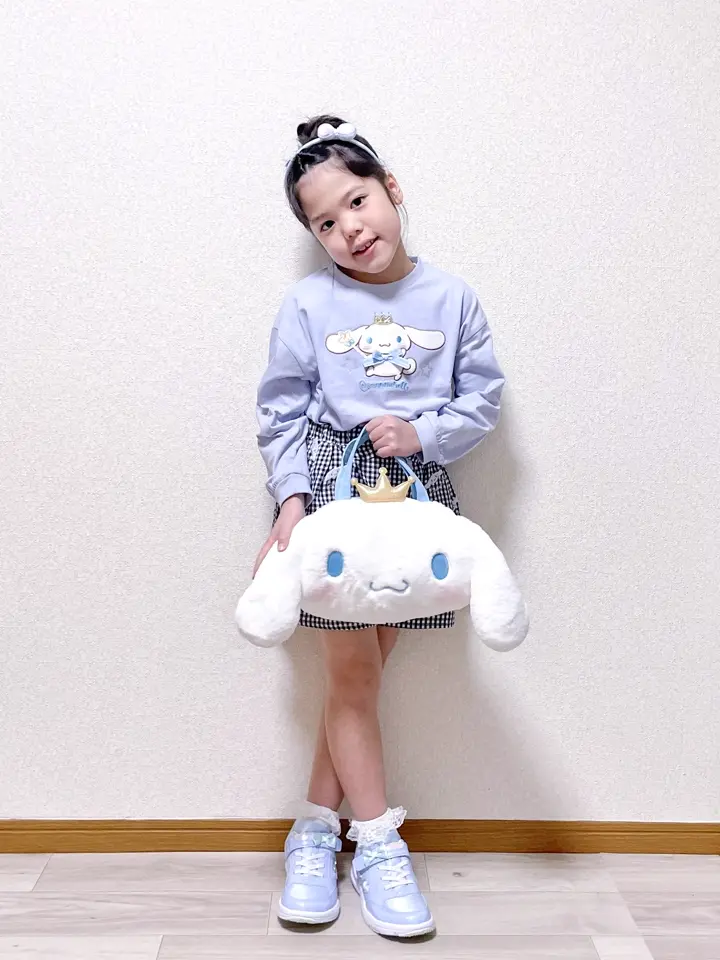 ANY MIKA コーディネート画像