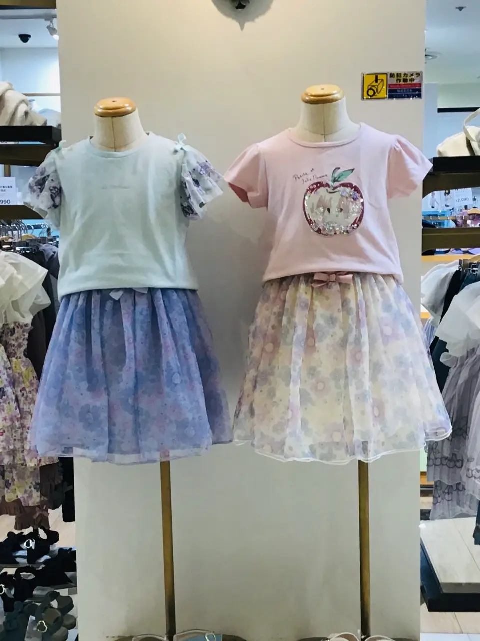  スタッフ コーディネート画像