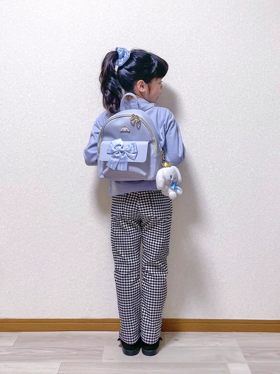 ANY MIKA コーディネート画像