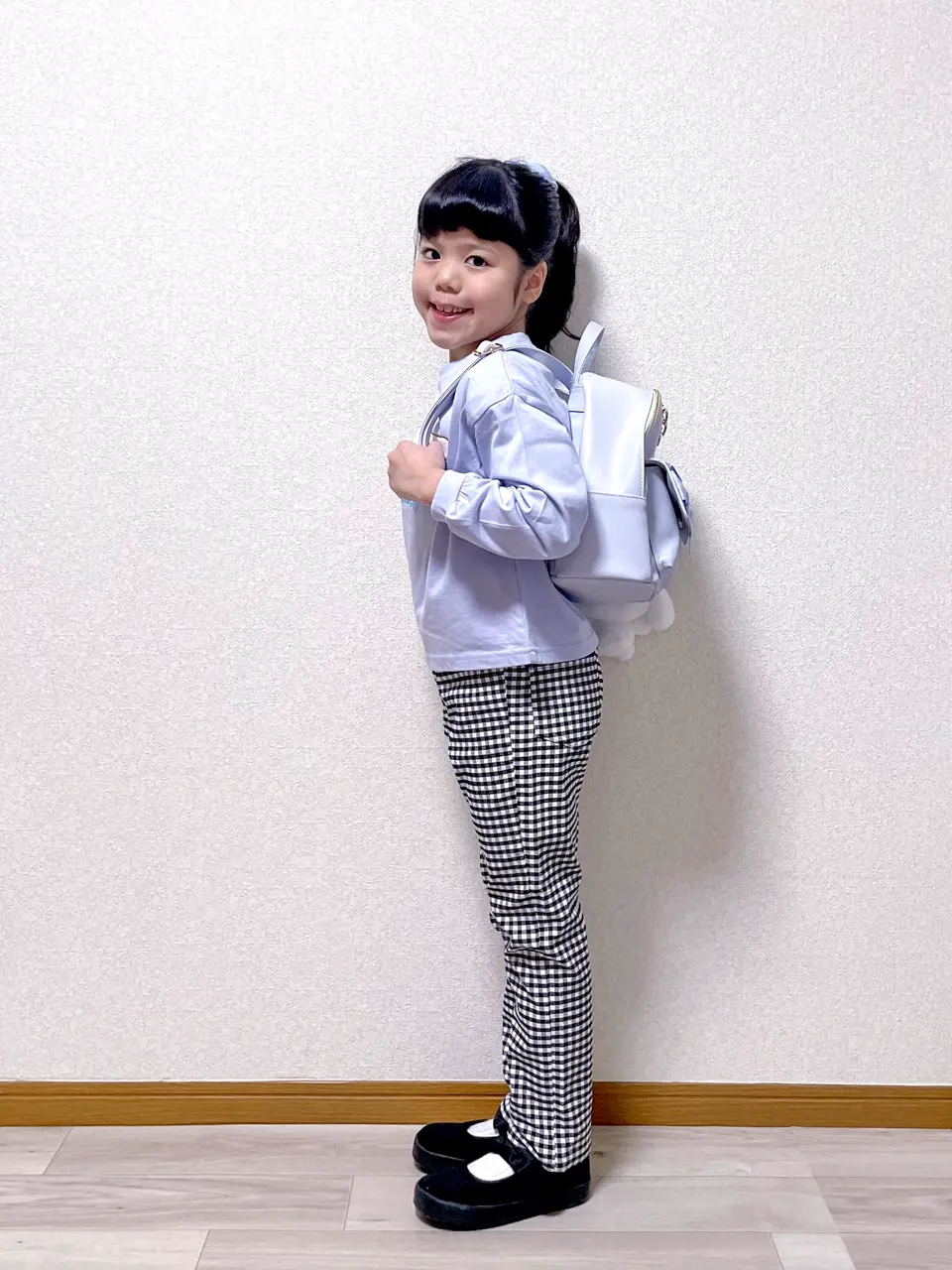 ANY MIKA コーディネート画像